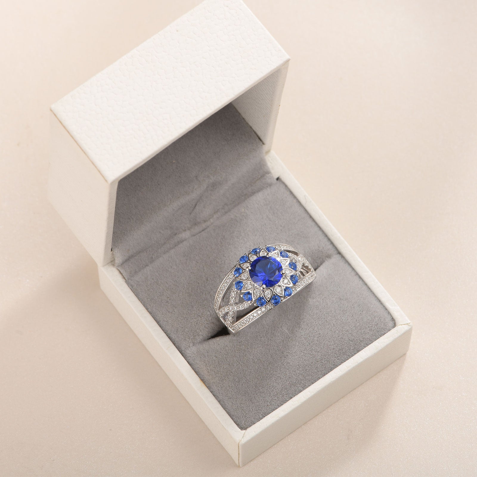 Wedding Sapphire Stone Rings